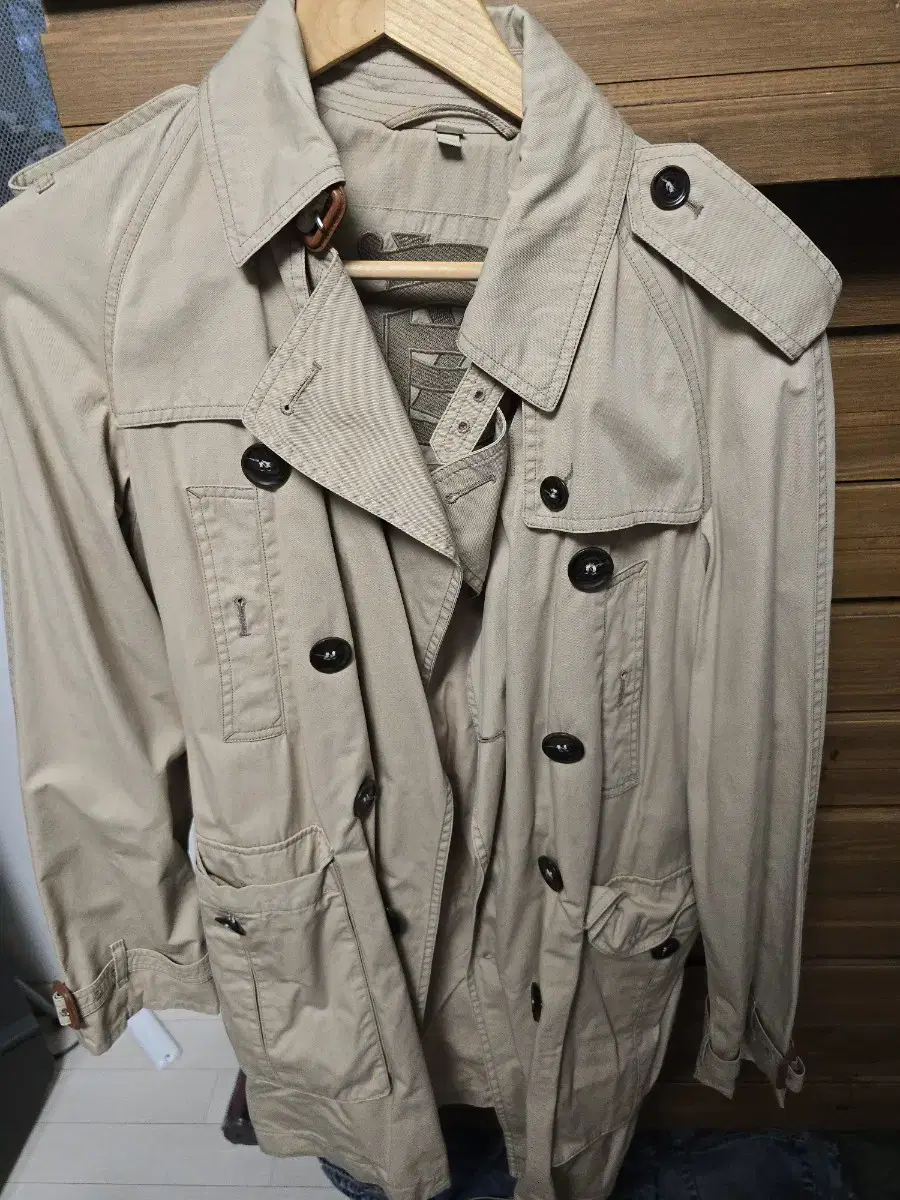 Burberry Trench Coat S