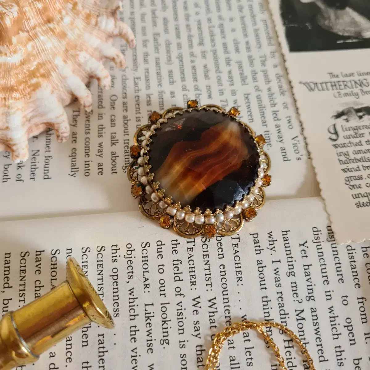 영국빈티지 Tiger eye 브로치