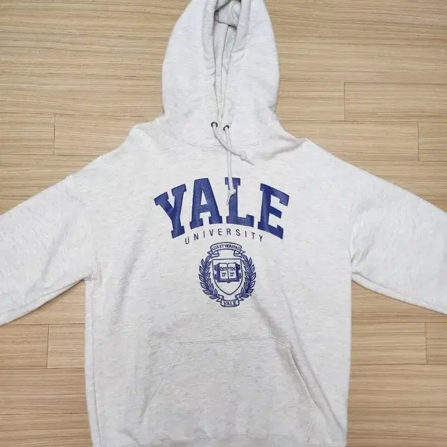 YALE ARCH EMBLEM HOODIE OATMEAL