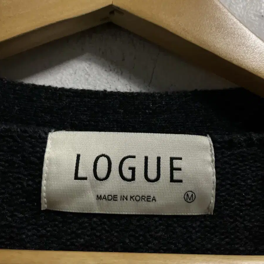 100-105 LOGUE 아가일패턴 루즈핏 가디건 정품