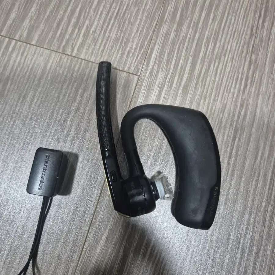 플렌트로닉스 plantronics  무선이어폰