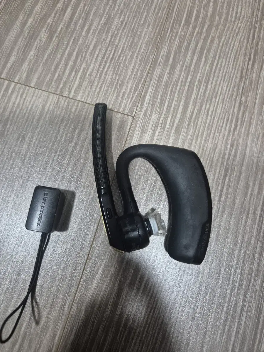 플렌트로닉스 plantronics  무선이어폰