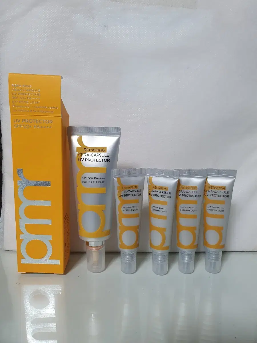 80ml) Primera Ceracapsule Sunscreen 40ml + 4 x 10ml