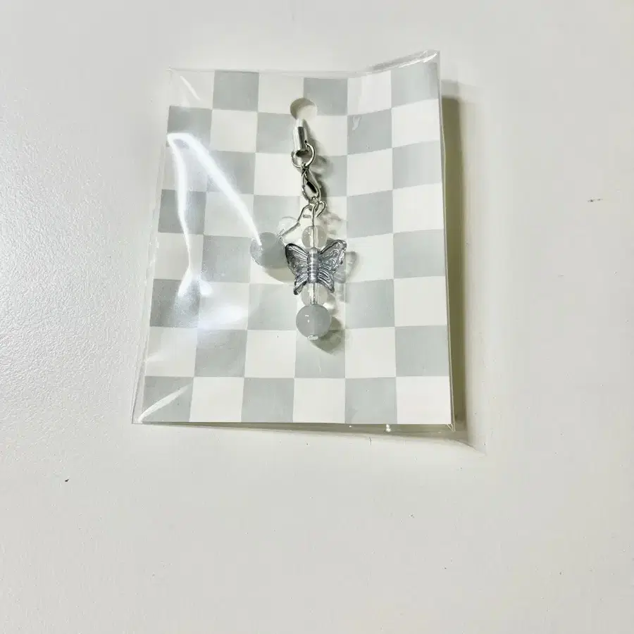 Gray Butterfly Keyring 판매