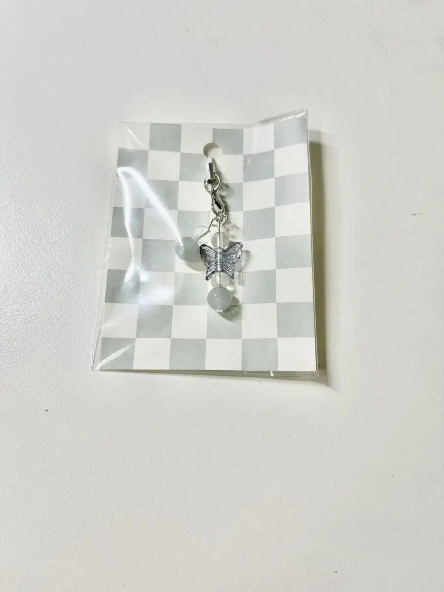 Gray Butterfly Keyring 판매