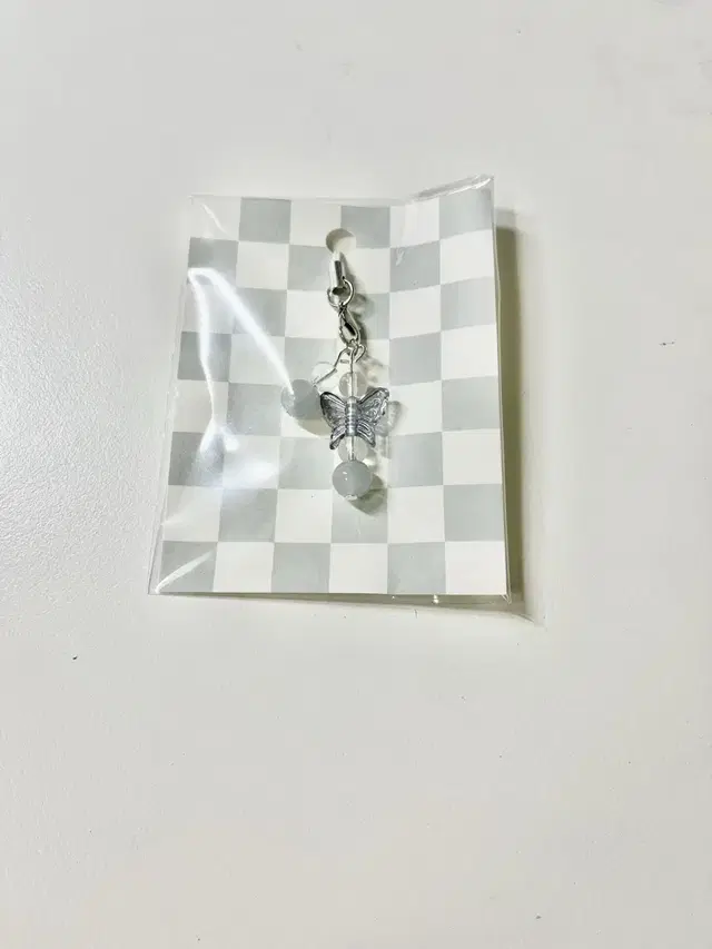 Gray Butterfly Keyring 판매