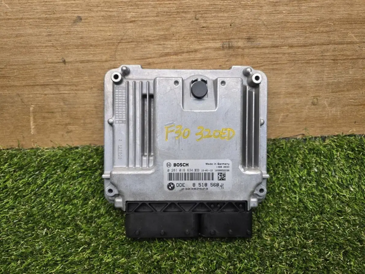 BMW F30 320ED ECU