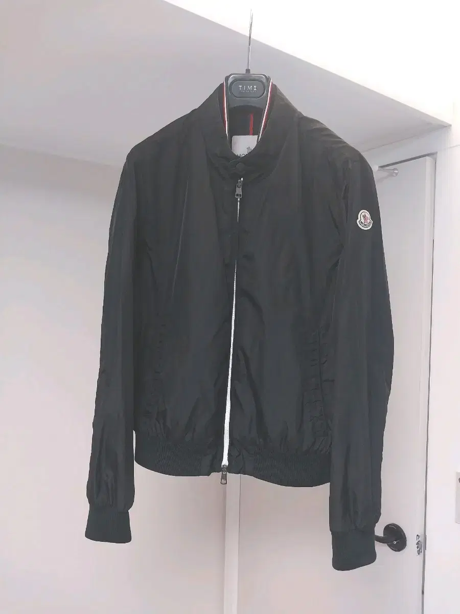 Moncler Lepre Bloom Windbreaker 2 Black