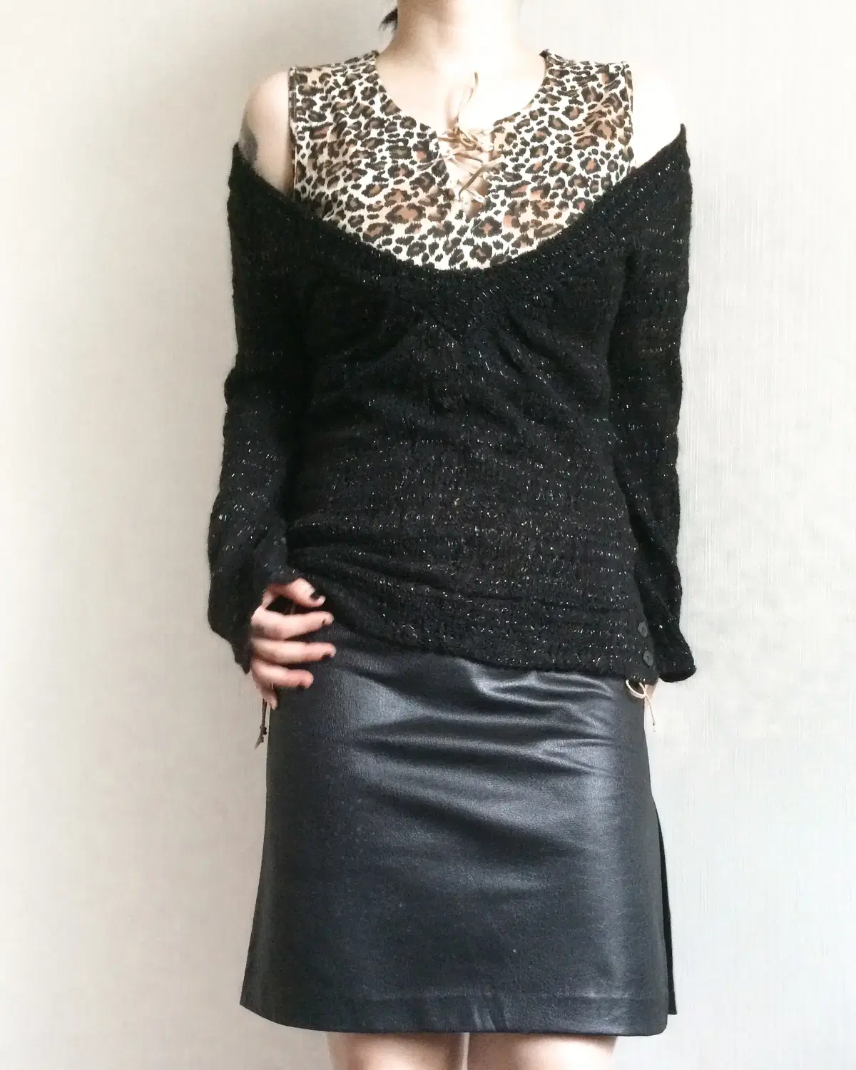 Glitter deep v neck knit