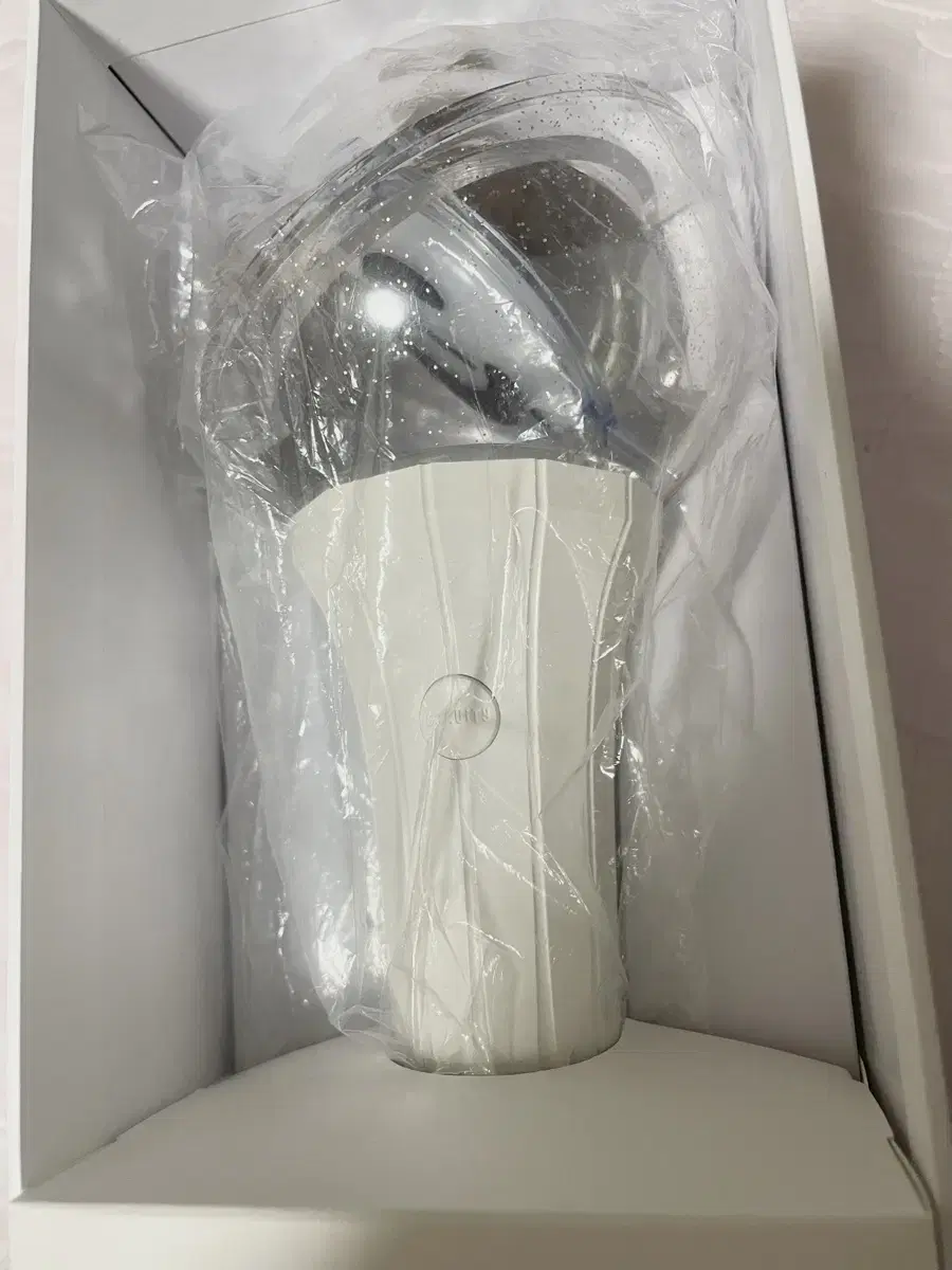 Cravity lightstick Remembrance Bong