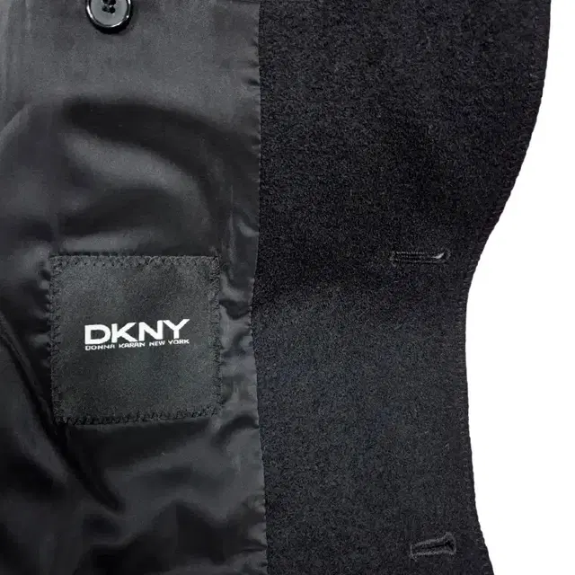 DKNY 모직 블레이저 A70