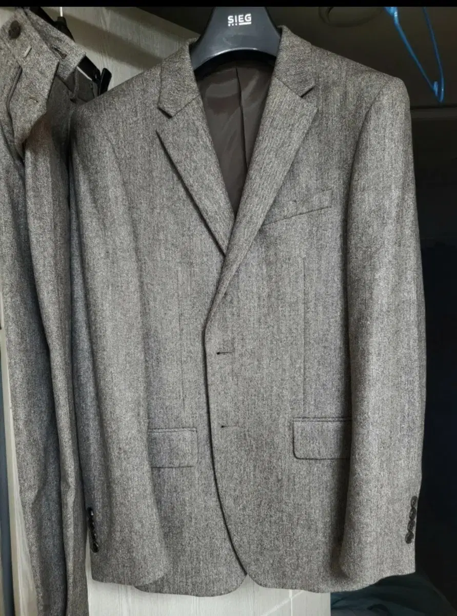 Zeke Cashmere Suit 103/78