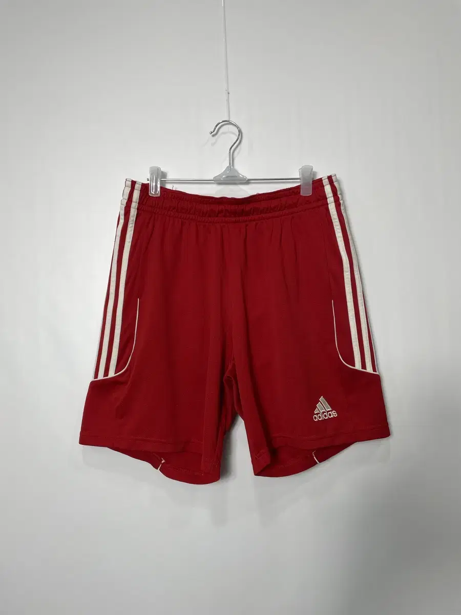 Men's 105 / Adidas vahn