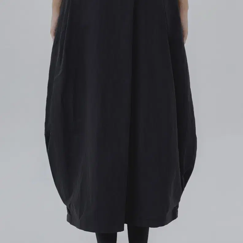 트리밍버드 Balloon Fit Pintuck Skirt Black