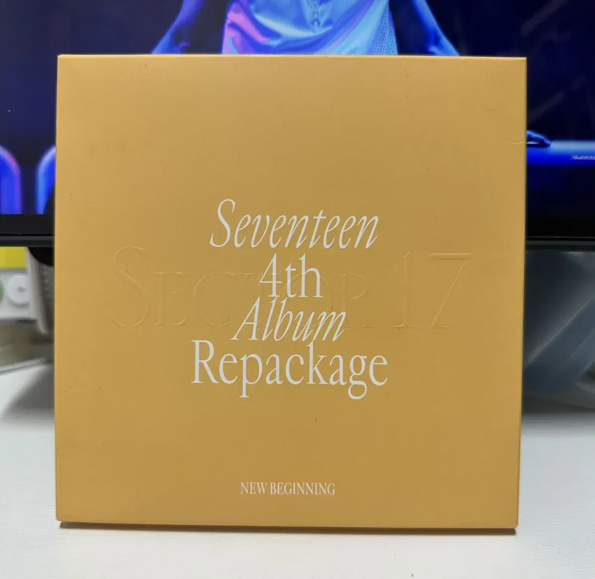 Open Seventeen album to sell