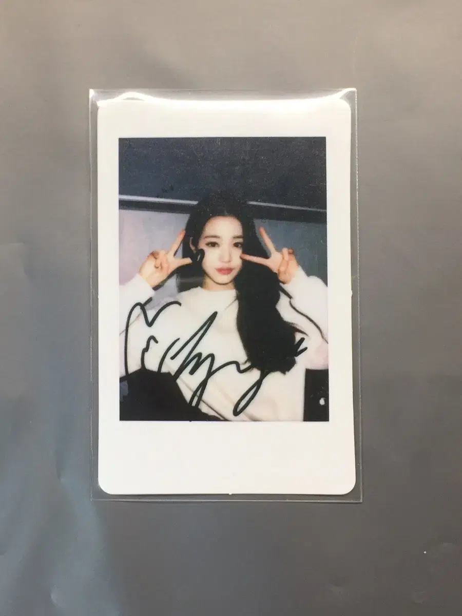 ive yizhiyu eleven wonyoung photocard pola