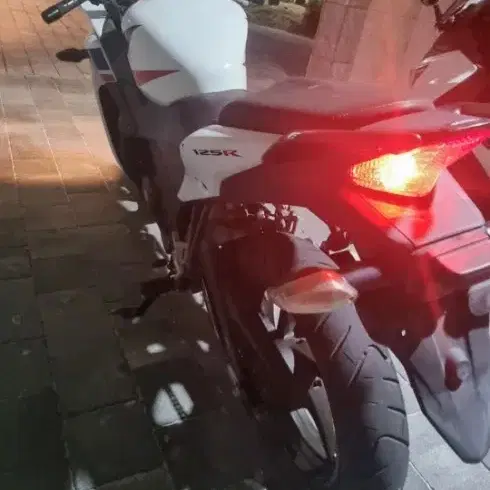 cbr125 14년식 8900키로