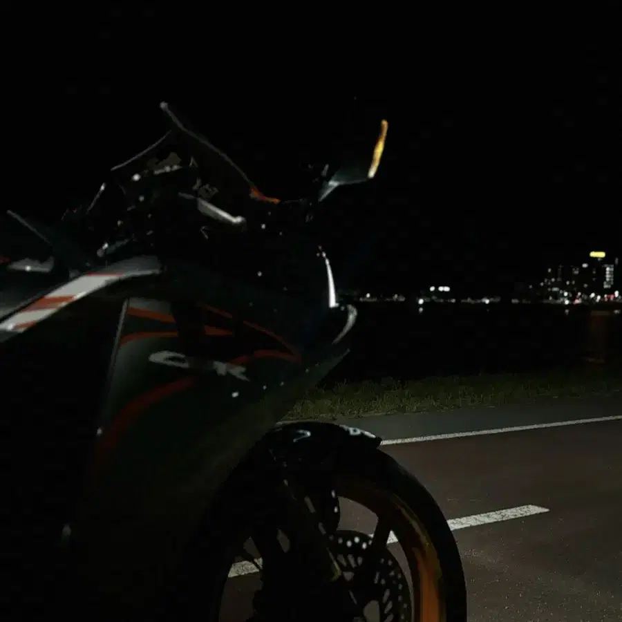 cbr125