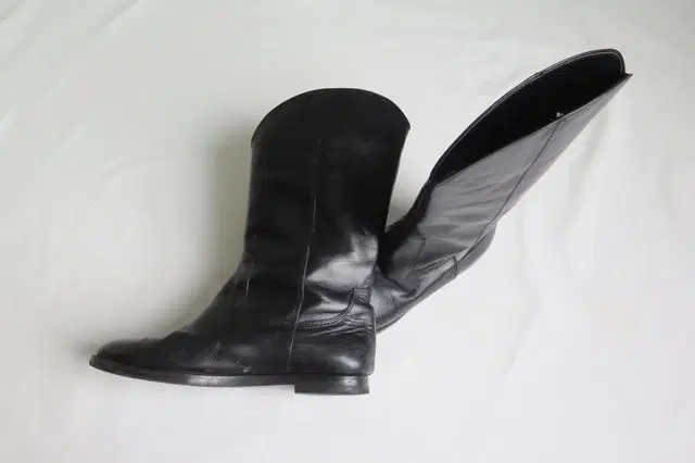 ouro 아우로 부츠 MIDDLE BOOTS  BLACK LEATHER