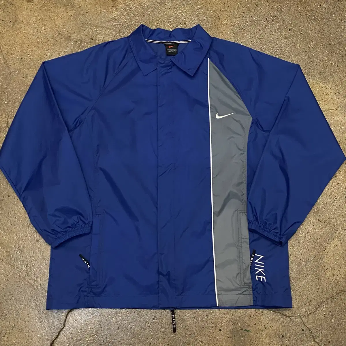 Brand New 90s USA Vintage Nike Coach Jacket Windbreaker