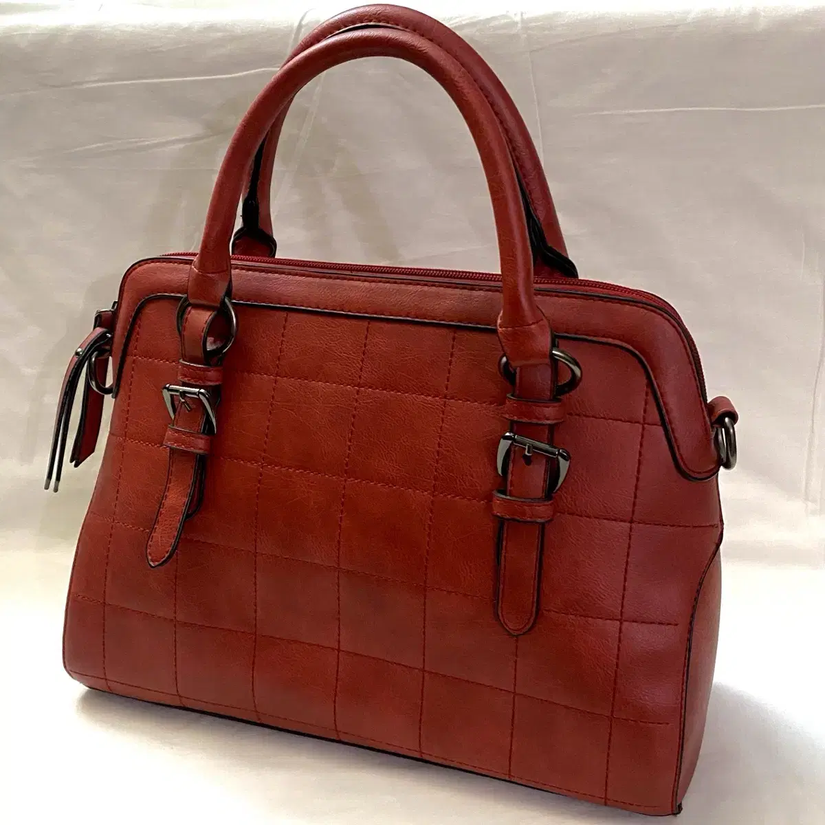 Vintage y2k red leather handbag