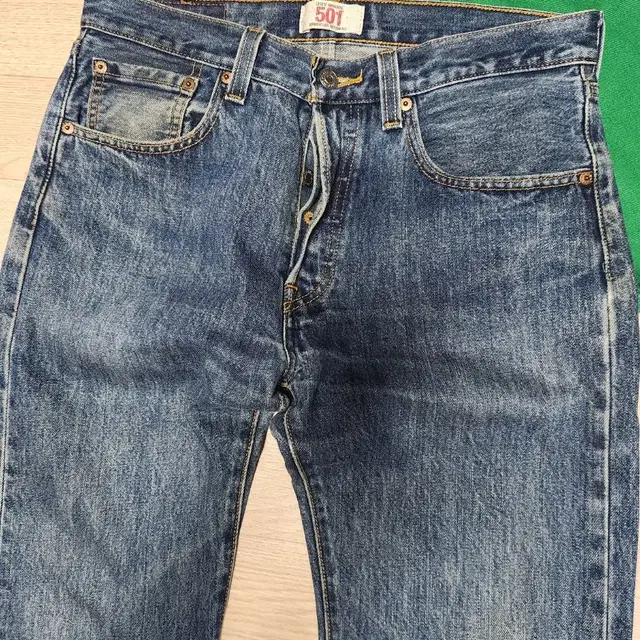 LEVIS 501 중청 워싱 데님 청바지