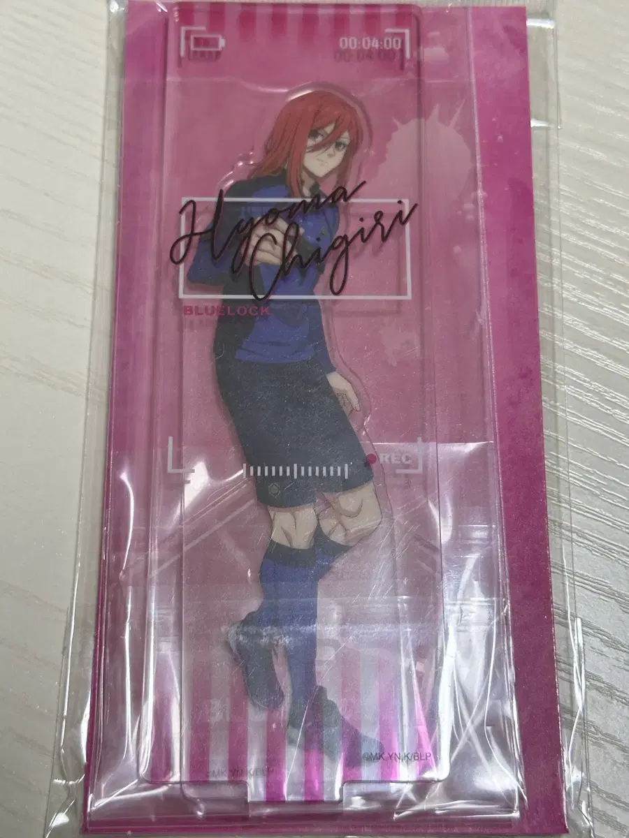 BLUELOCK Chigiri Yeast sign acrylic stand unsealed