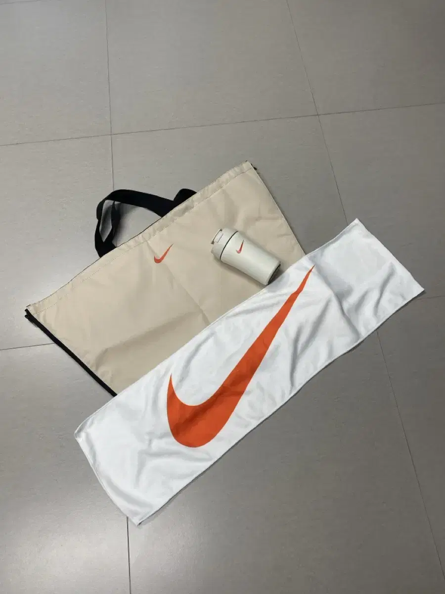 Nike Members Dey Family Sports kit Set