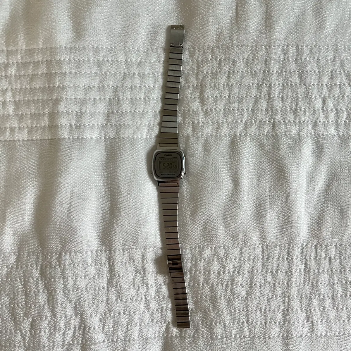 CASIO la670w watch