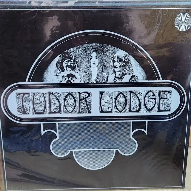 TUDOR LODGE / Tudor Lodge, 시완LP