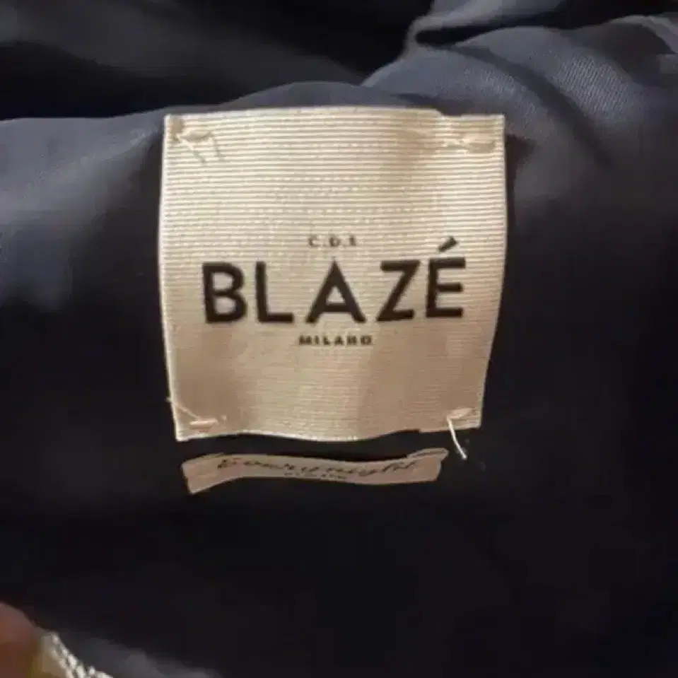 Blaze Milano 블라제밀라노 리넨 하우드투스 블레이져 미착용