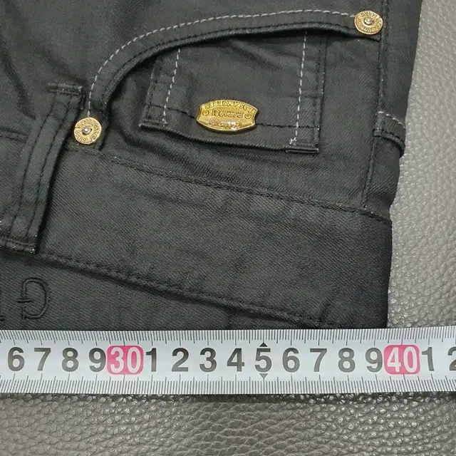 GUESS 청바지 31