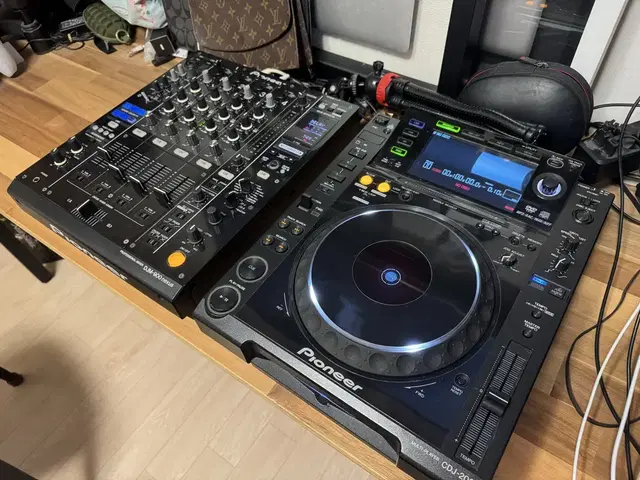 CDJ2000, DJM900NXS