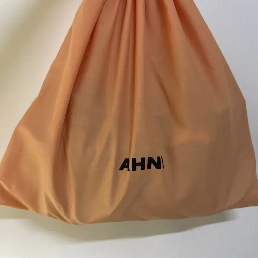 AHNI Pocket Bag, Matt Black 실착용 3회