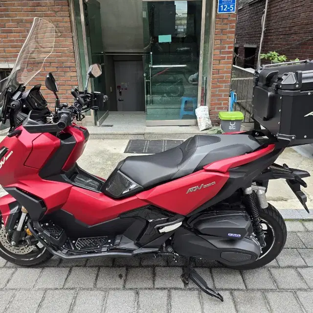 2024년식 adv350 팝니다