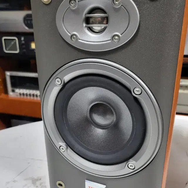 멕시코제조 JBL  북쉘프 스피커 E20