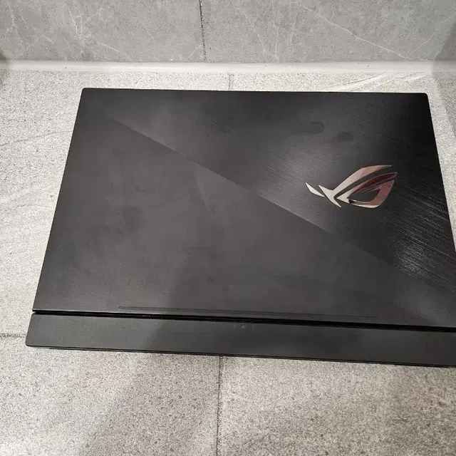 ROG Zephyrus S 9750h rtx2080 24GB 1TB 24