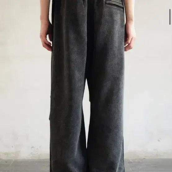 주앙옴므 TRACK SWEAT PANTS (BLACK) M사이즈