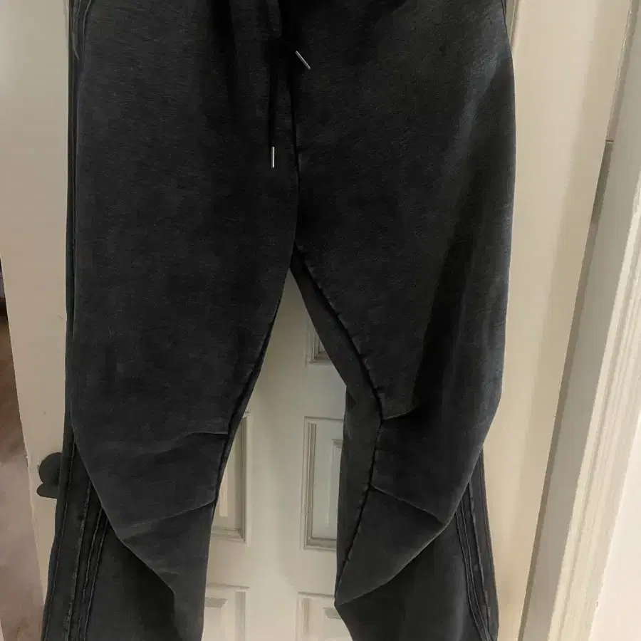 주앙옴므 TRACK SWEAT PANTS (BLACK) M사이즈