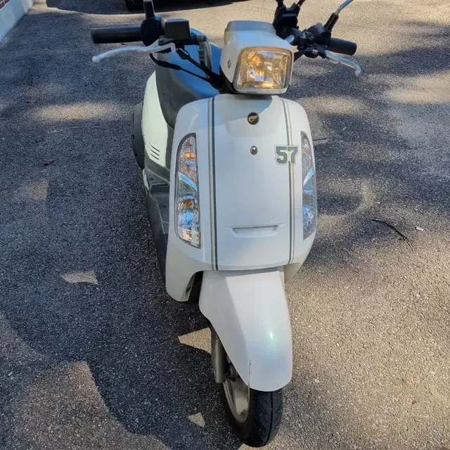 16년 티니110 3757km 중고스쿠터 vf100 델리로드 gsr125