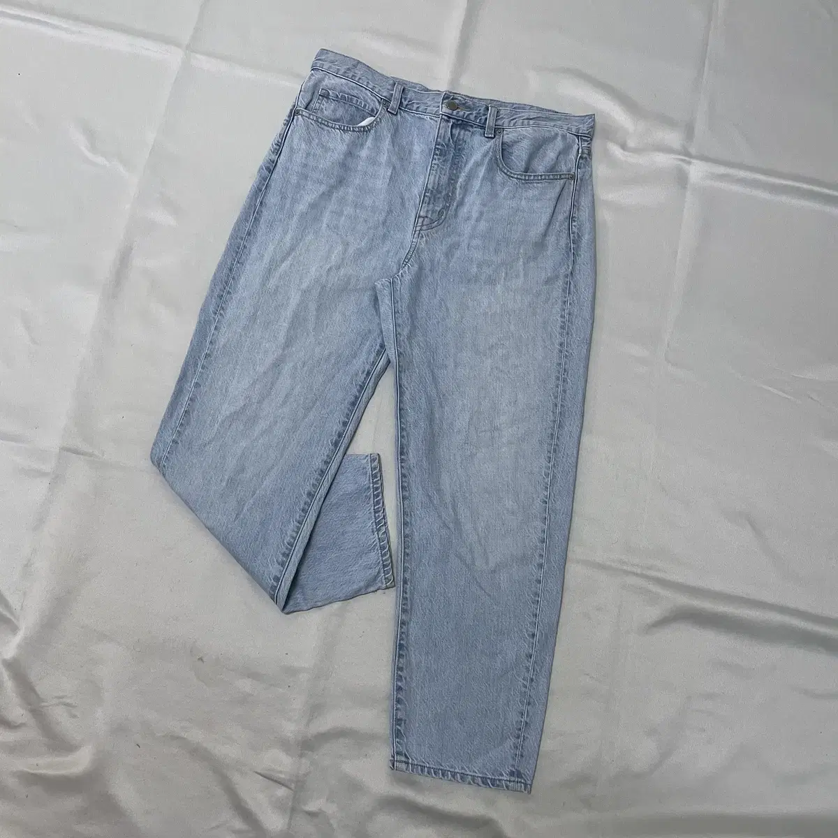 [68.5] Uniqlo soft jeans full shop