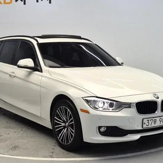 [BMW]3시리즈 (F30) 320d xDRIVE 투어링 (5인승)