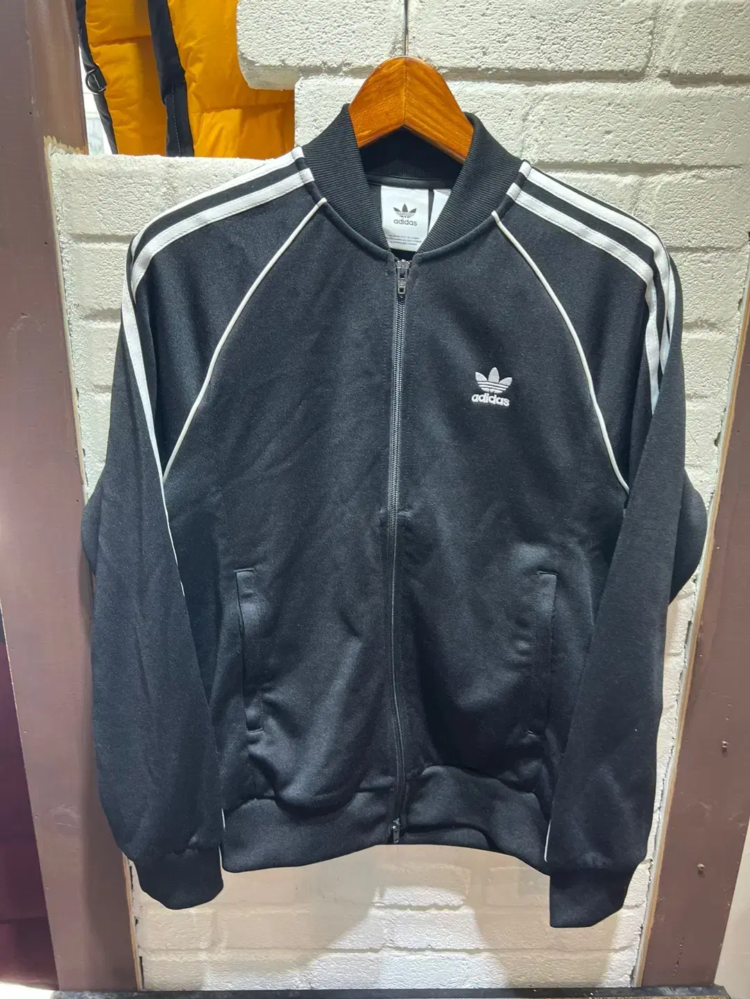 [TAPPO] Adidas Old School Superstar Europa Tracktop Jersey