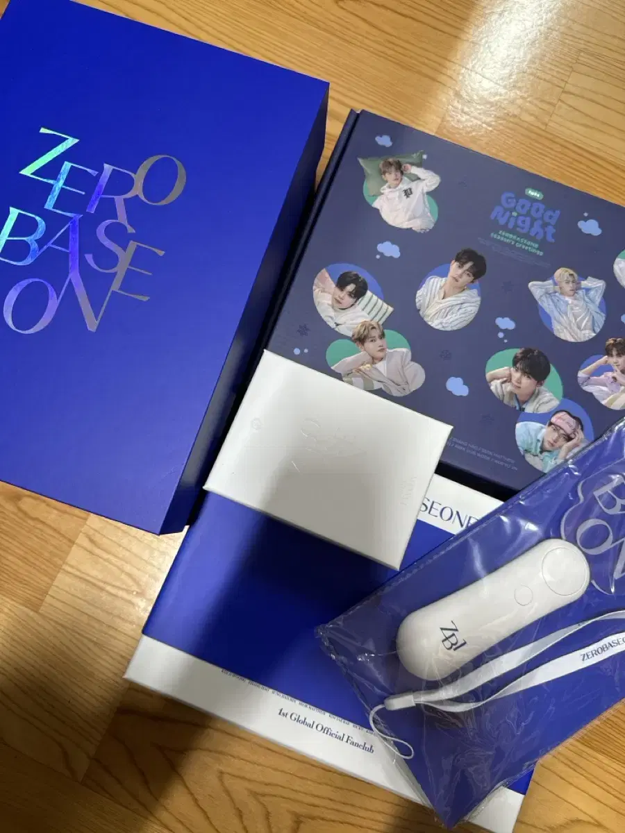 Bulk) zb1 lightstick,necklace,sig,zeros1st kit