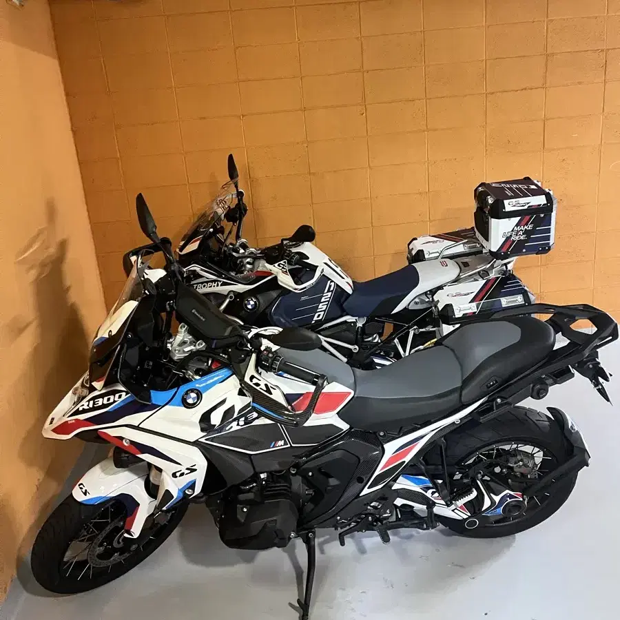 2024년식 R1300GS 신형 트리플블랙 판매합니다.