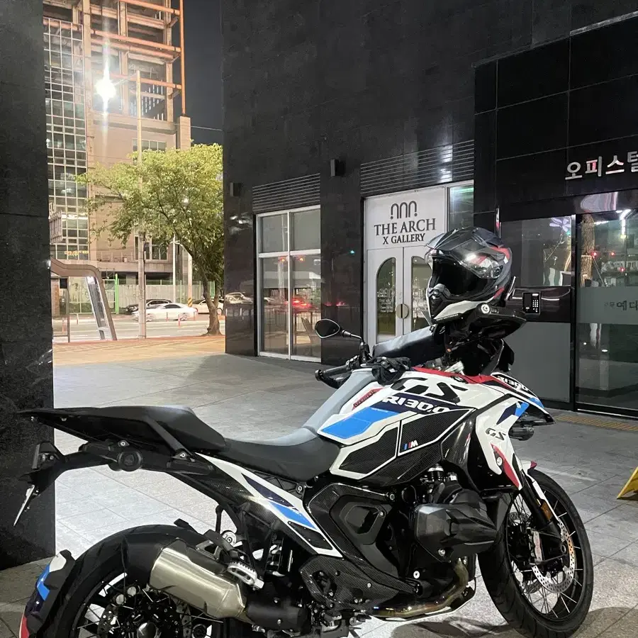 2024년식 R1300GS 신형 트리플블랙 판매합니다.