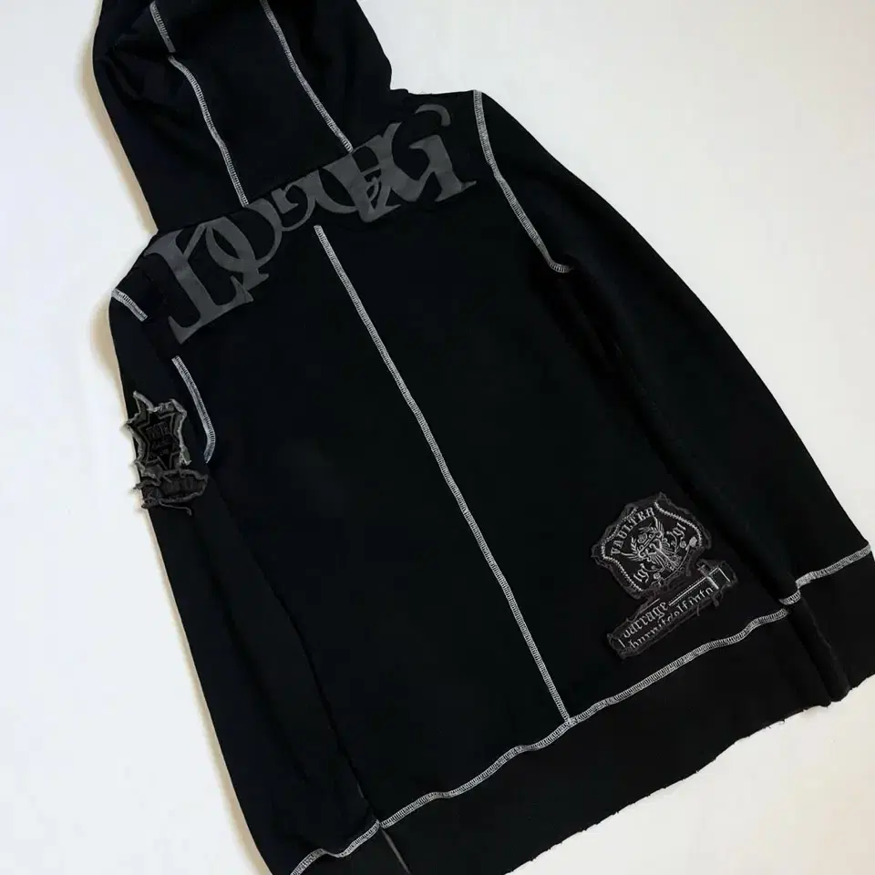 Y2K Embroidered Patch Hood Cutsew