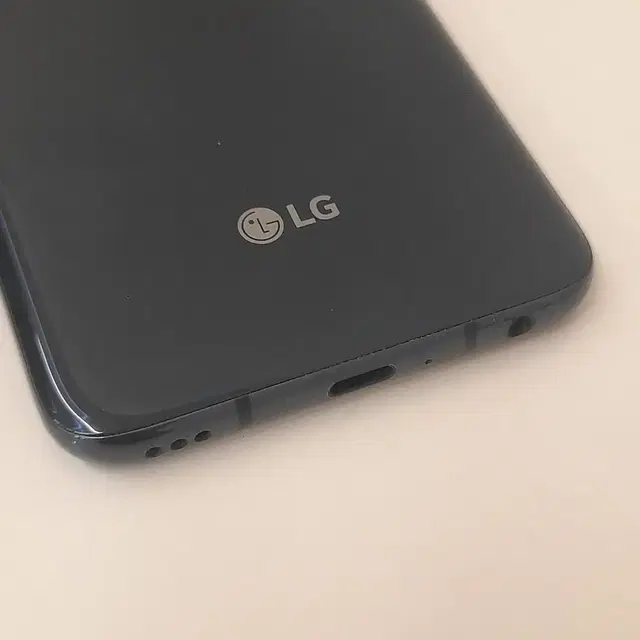 LG V50S ThinQ