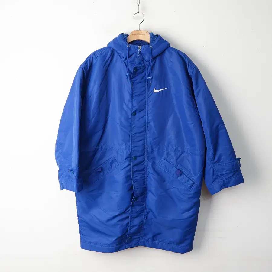 100/Nike Vintage Long Coat