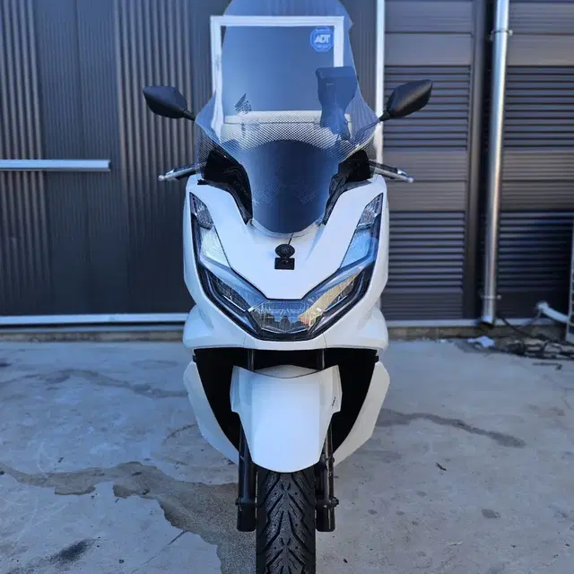 pcx125 ABS 21년식 2채널블박 엔진최상급 오토바이 판매합니다.